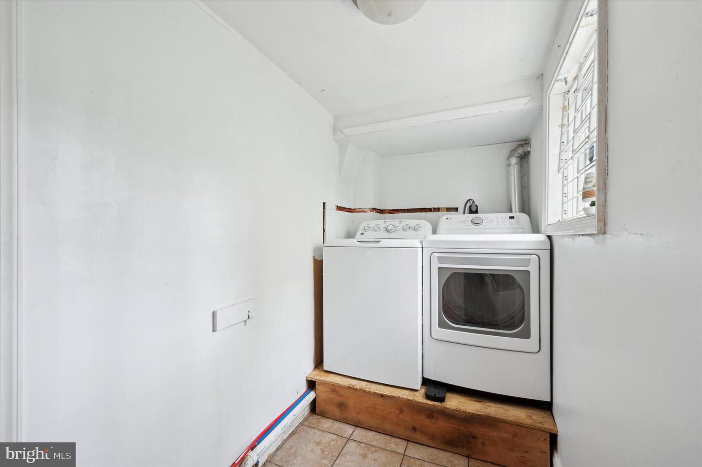 4915 Market St Property Photo 21