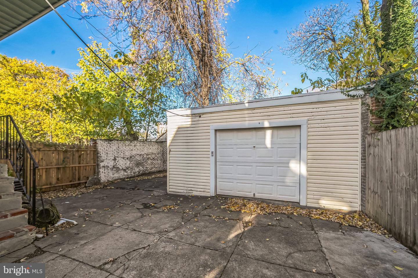 3817 Haverford Ave Property Photo 4