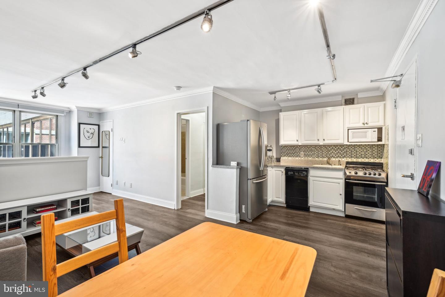 1810-18 Rittenhouse Sq #1407 Property Photo 17