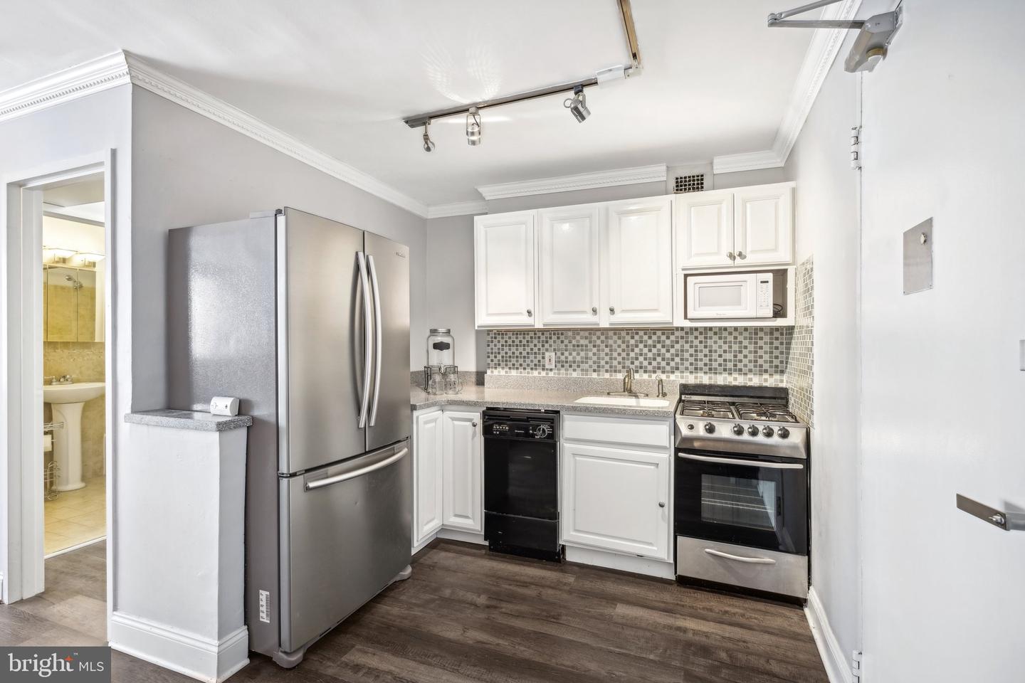 1810-18 Rittenhouse Sq #1407 Property Photo 18