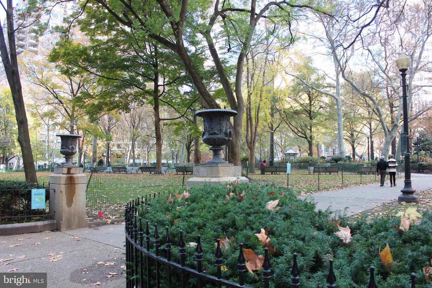 1810-18 Rittenhouse Sq #1407 Property Photo 42