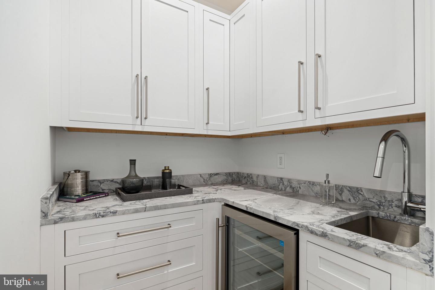 1108 Cypress St Property Photo 32