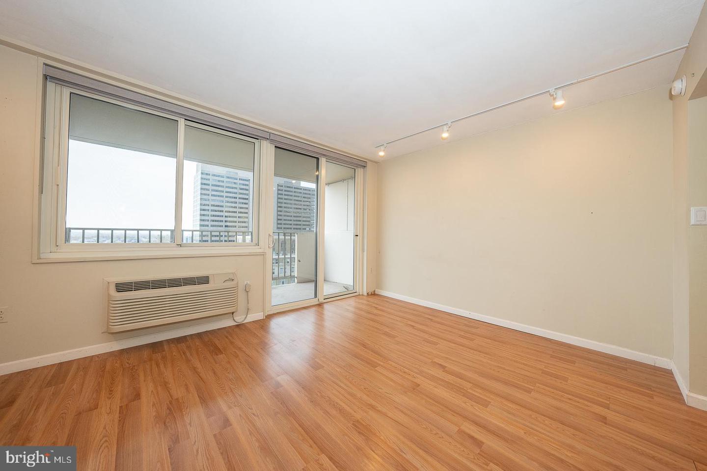 1901 John F Kennedy Blvd #2305 Property Photo 2