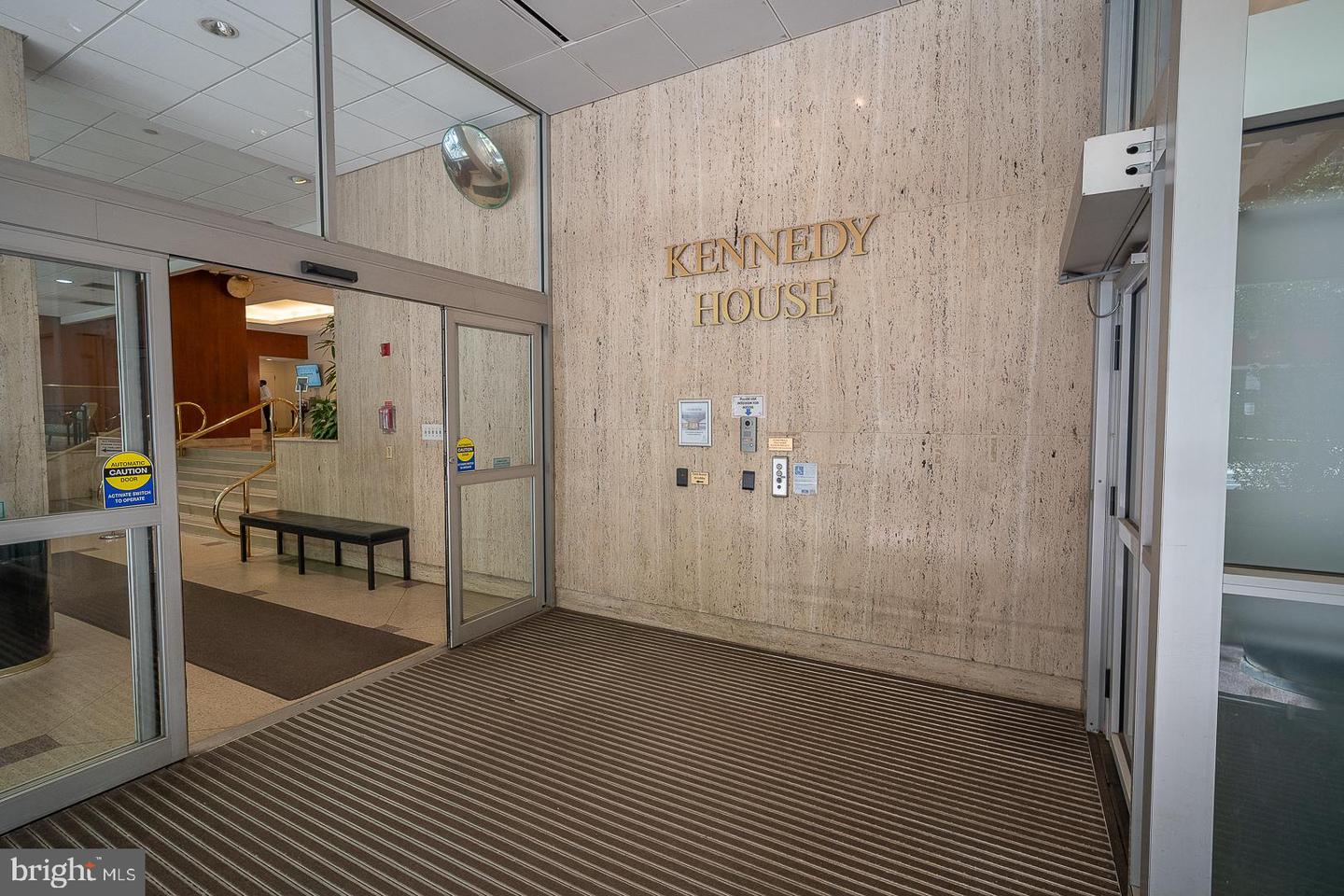 1901 John F Kennedy Blvd #2305 Property Photo 12