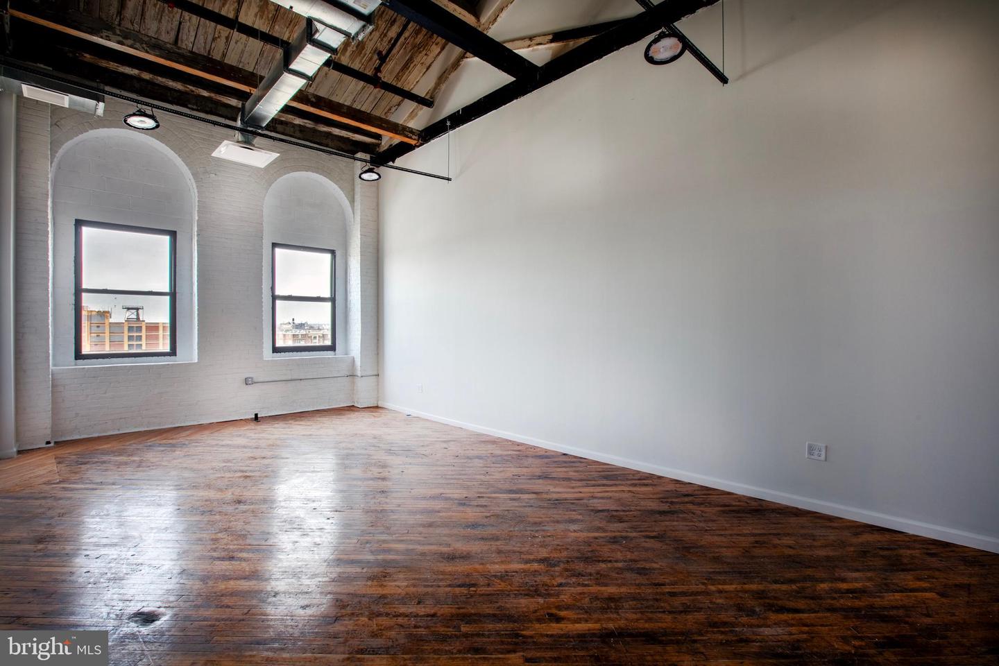 426-36 E Allegheny Ave #510 Property Photo 7
