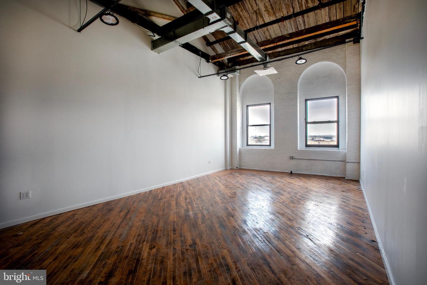 426-36 E Allegheny Ave #510 Property Photo 11