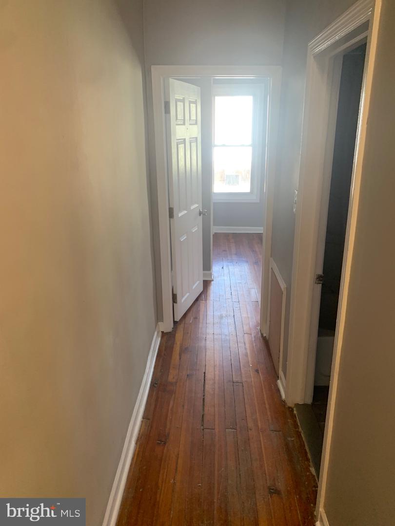 5515 Walton Ave Property Photo 10