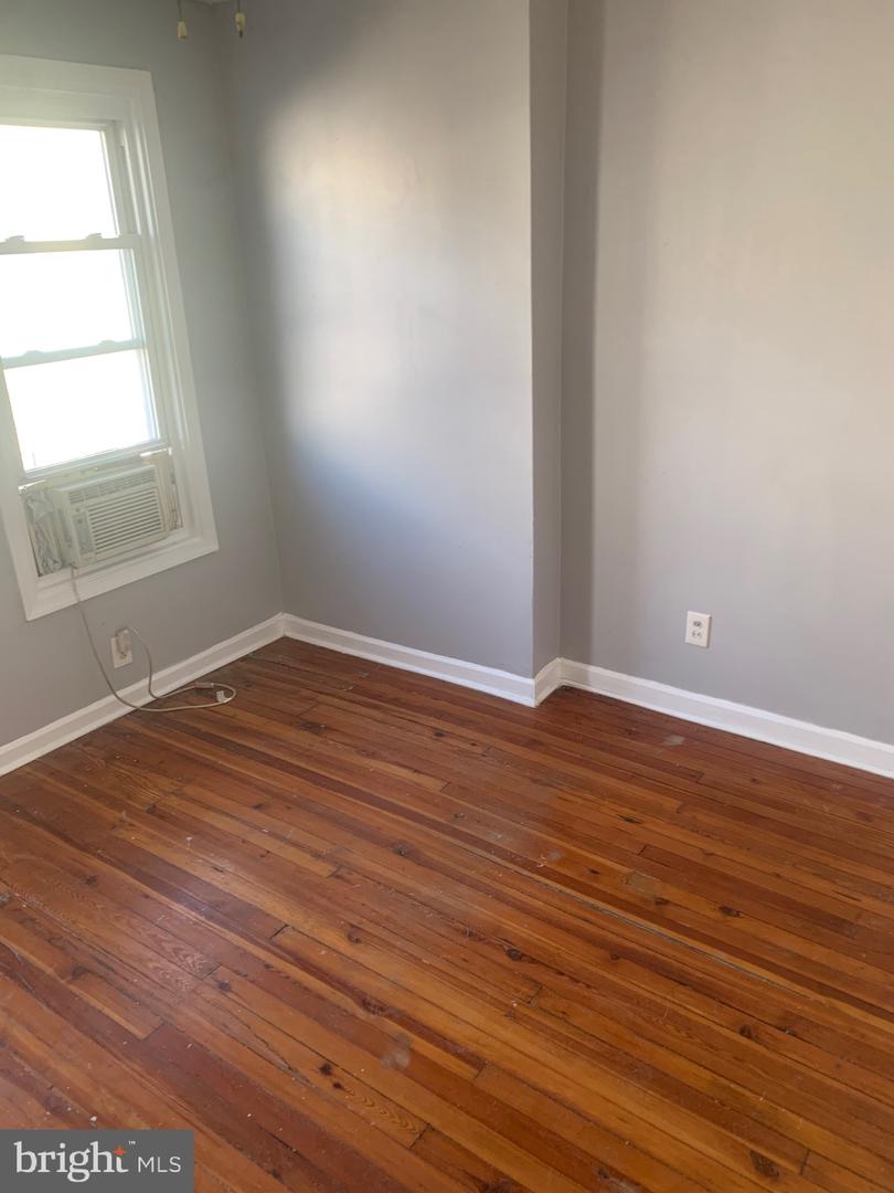 5515 Walton Ave Property Photo 11