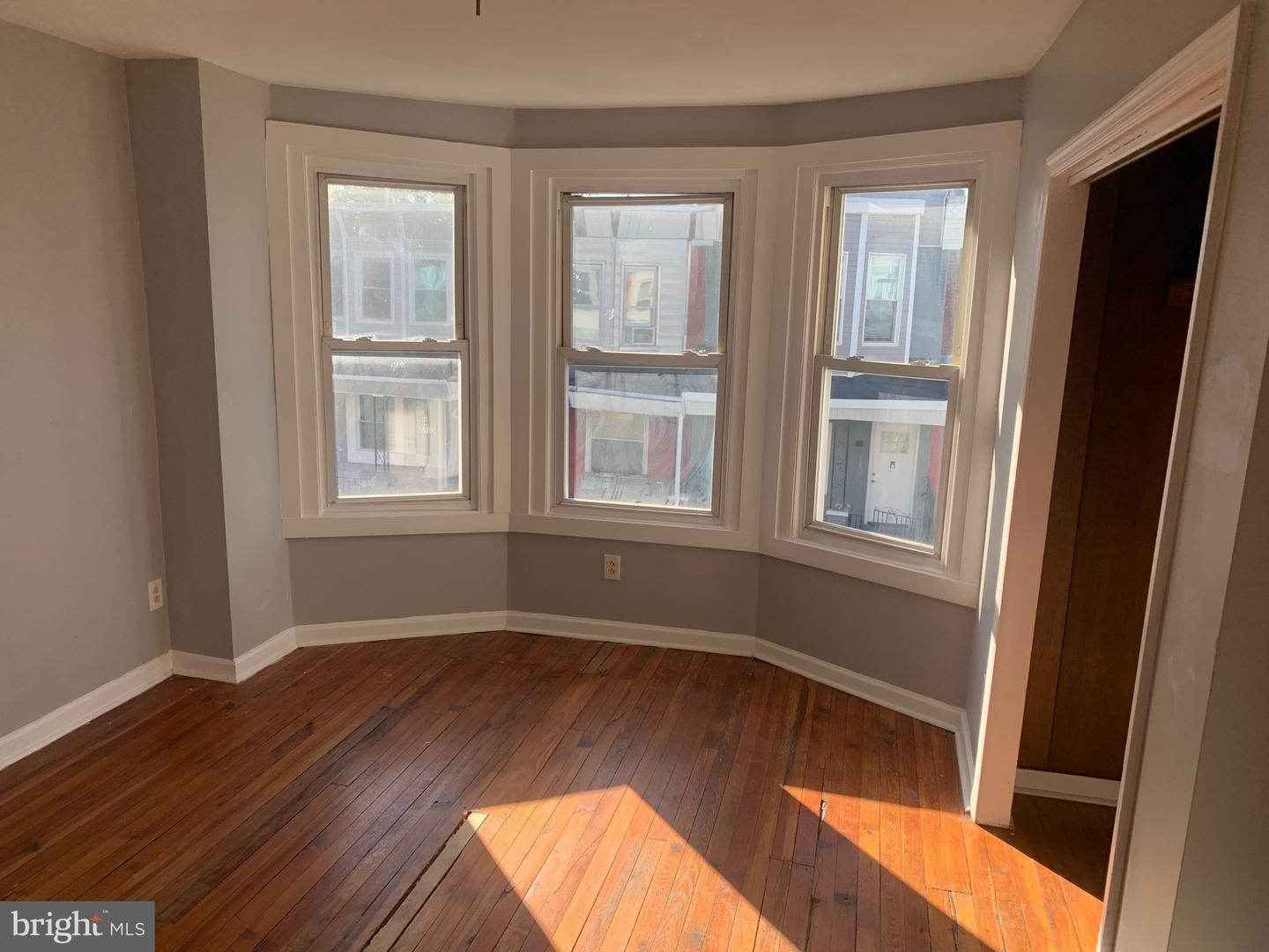 5515 Walton Ave Property Photo 16