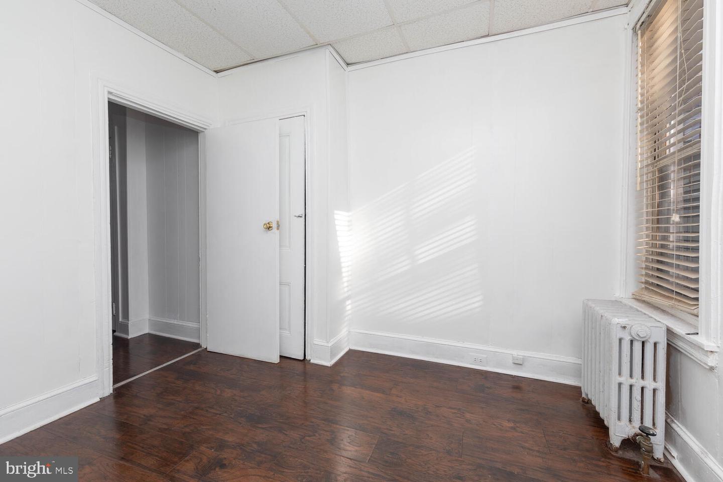 1922 Dennie St Property Photo 19