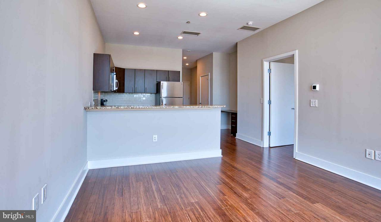 777 S Broad St #2b-427 Property Photo 13