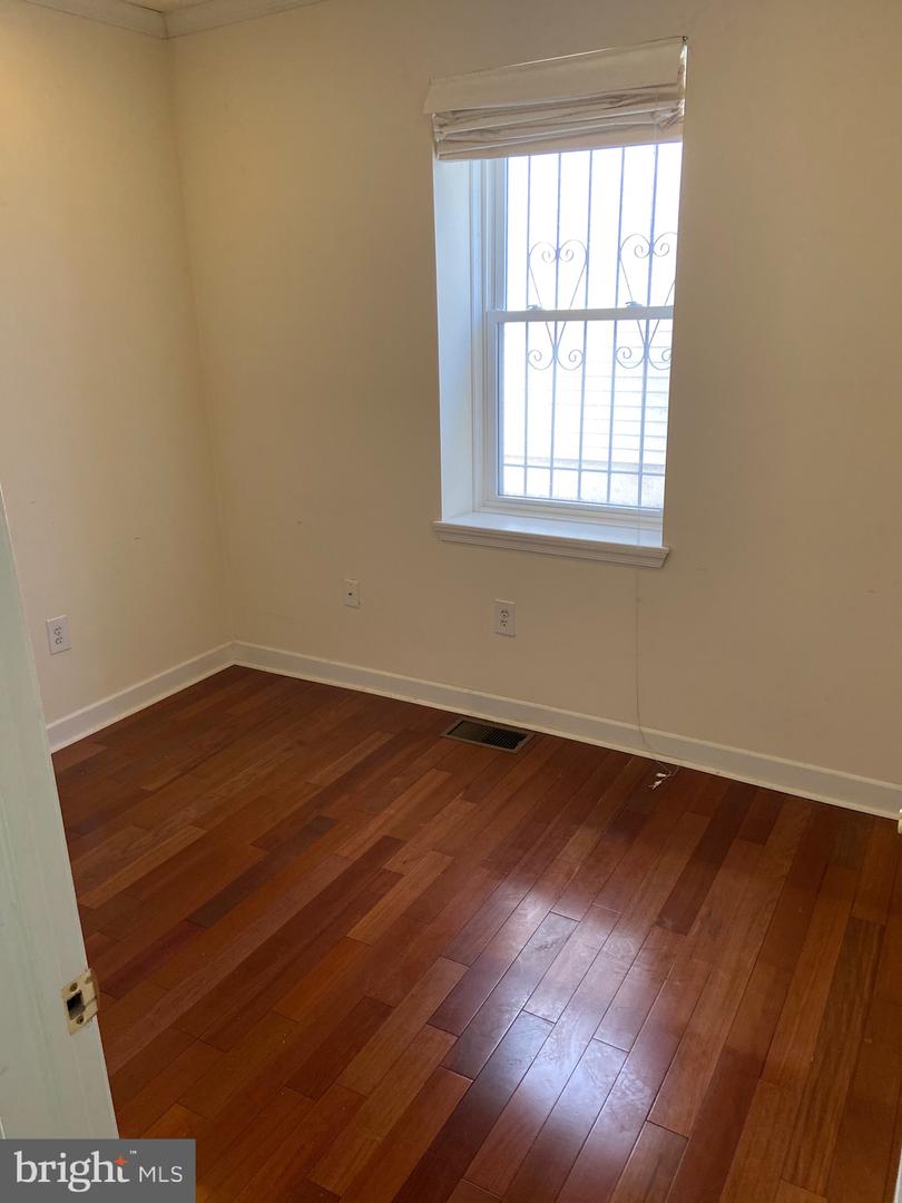1769 Frankford Ave #1 Property Photo 3
