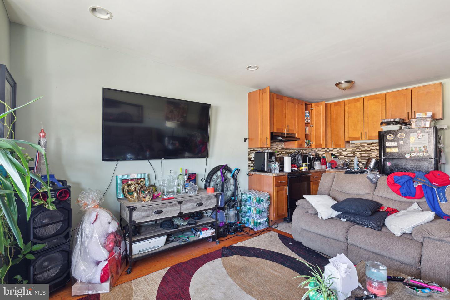 5935 Ogontz Ave Property Photo 11