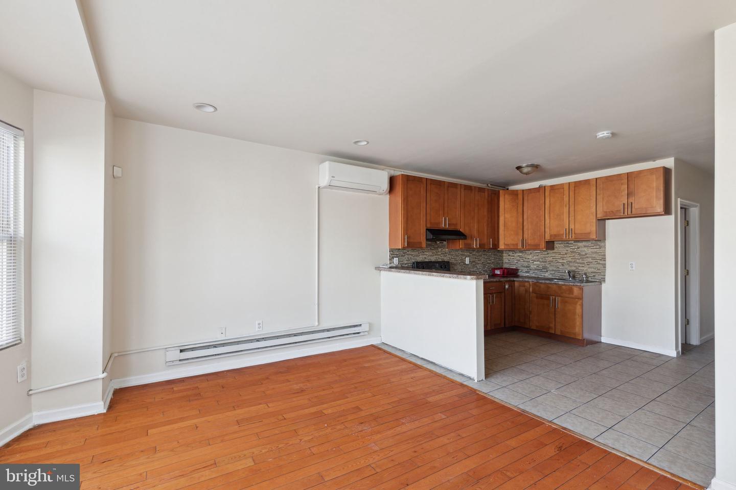 5935 Ogontz Ave Property Photo 12