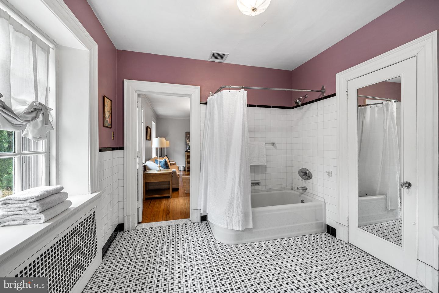 6600 Wissahickon Property Photo 60