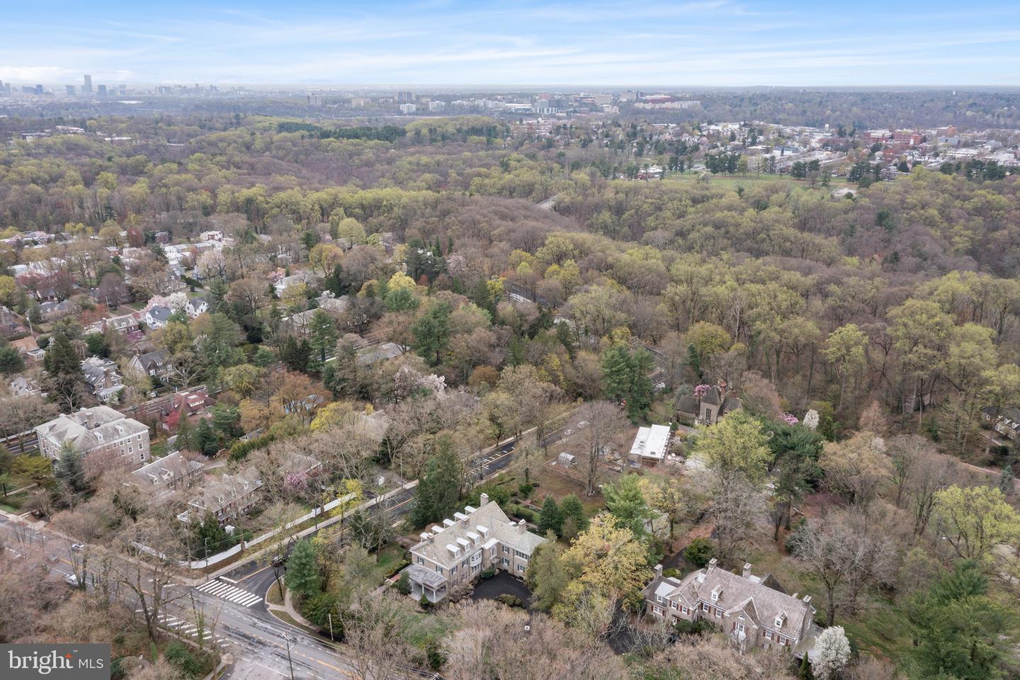 6600 Wissahickon Property Photo 111