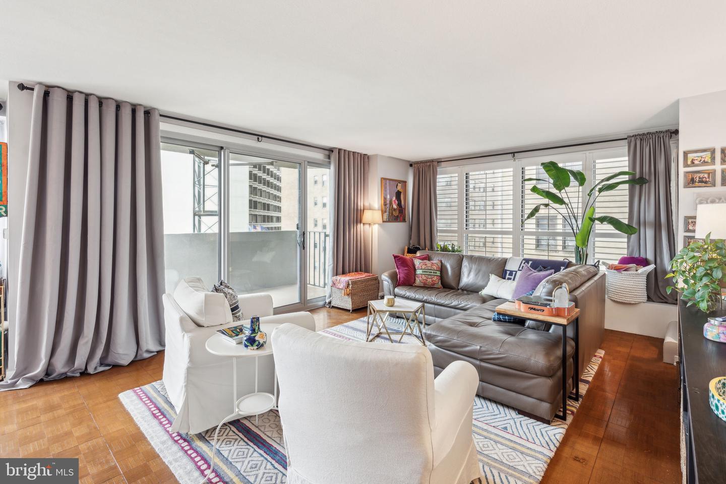 224-30 W Rittenhouse Sq #816 Property Photo