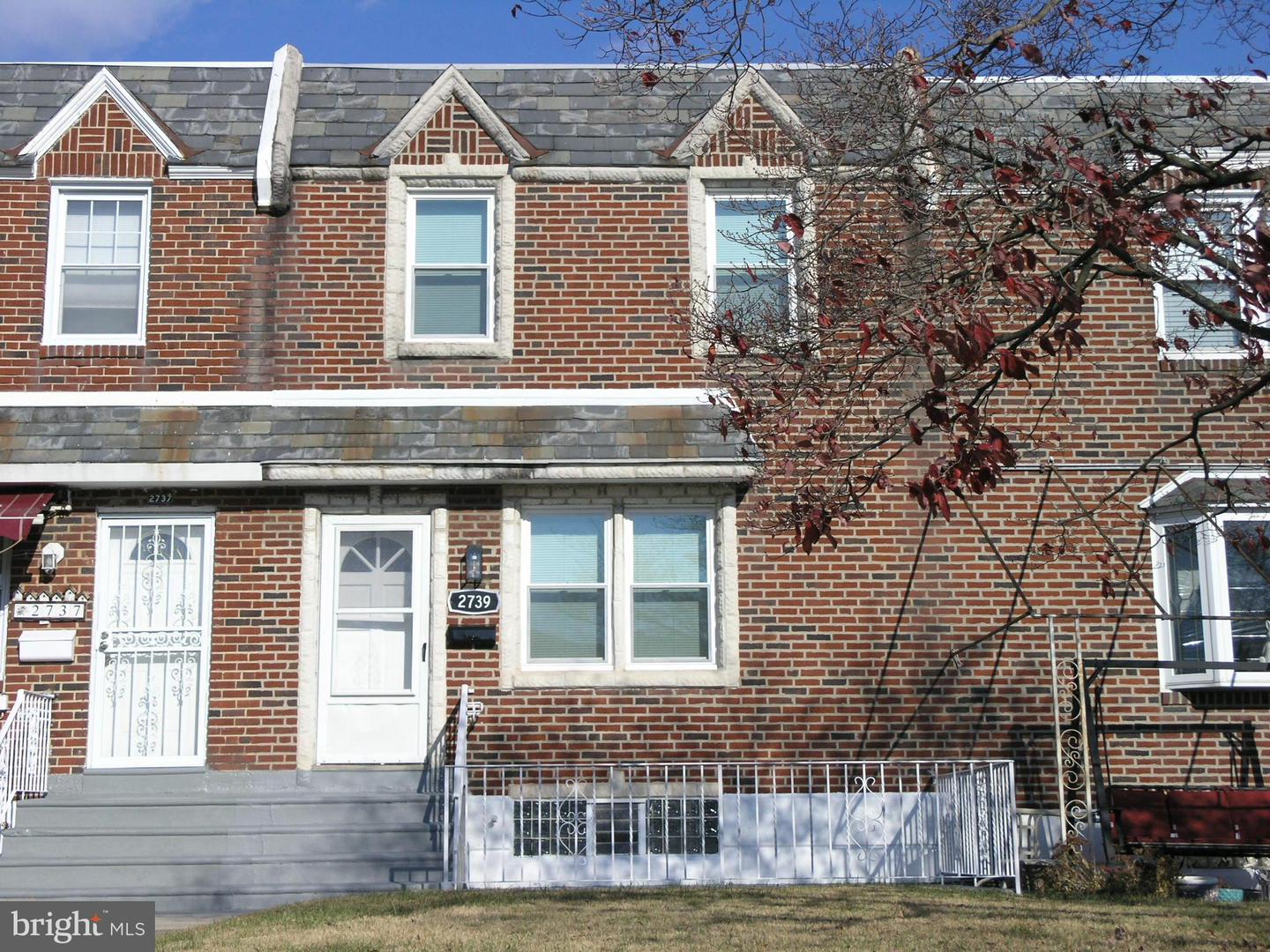 2739 Elbridge St Property Photo