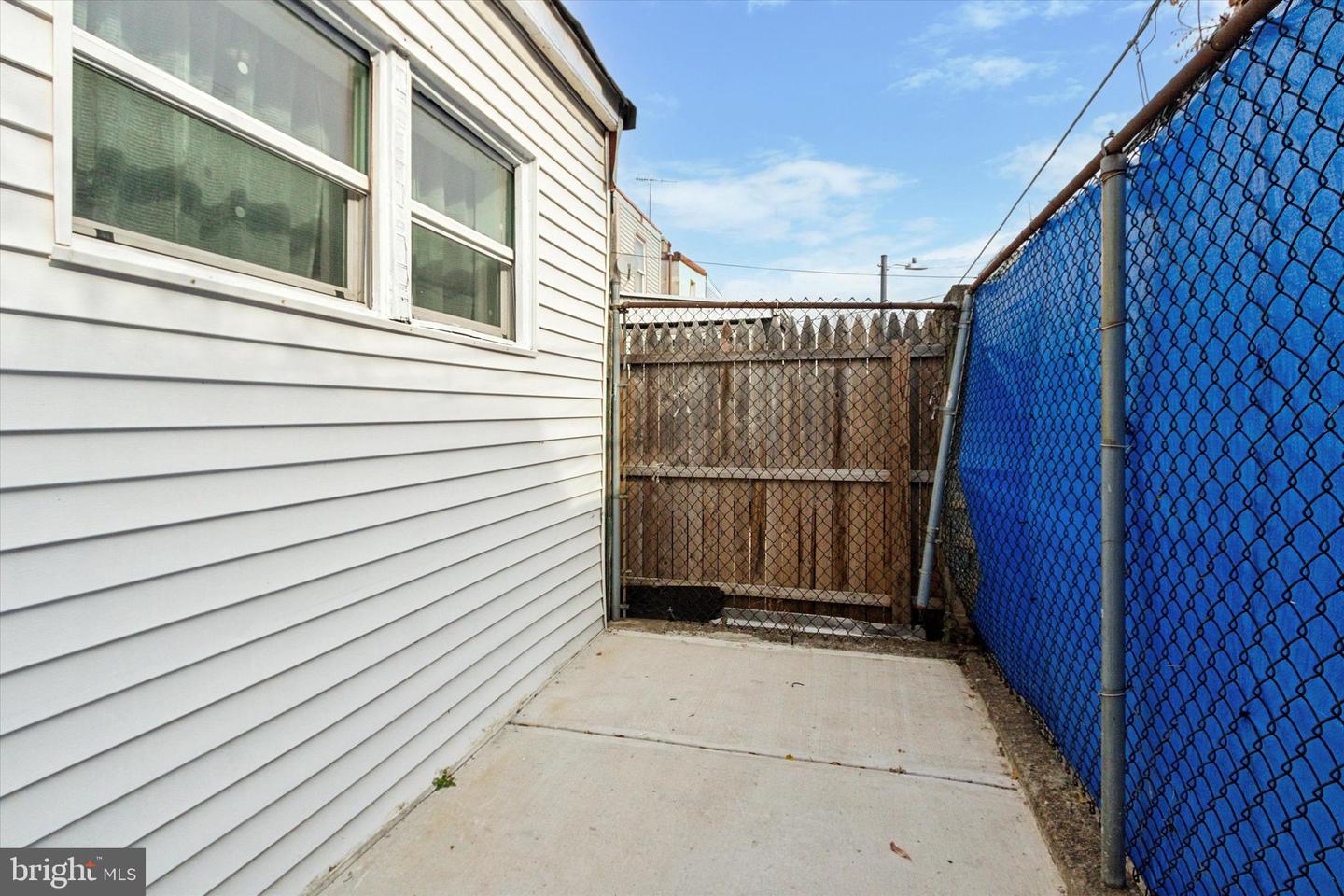 3035 Tulip St Property Photo 21