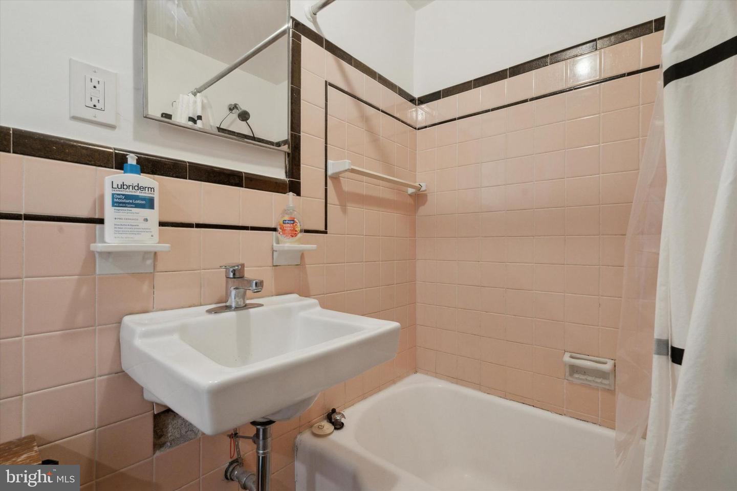 4952 Hazel Ave Property Photo 21