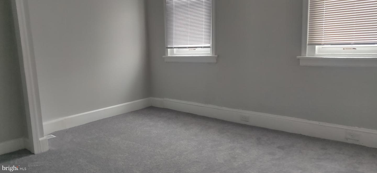 3814 Aspen St Property Photo 9