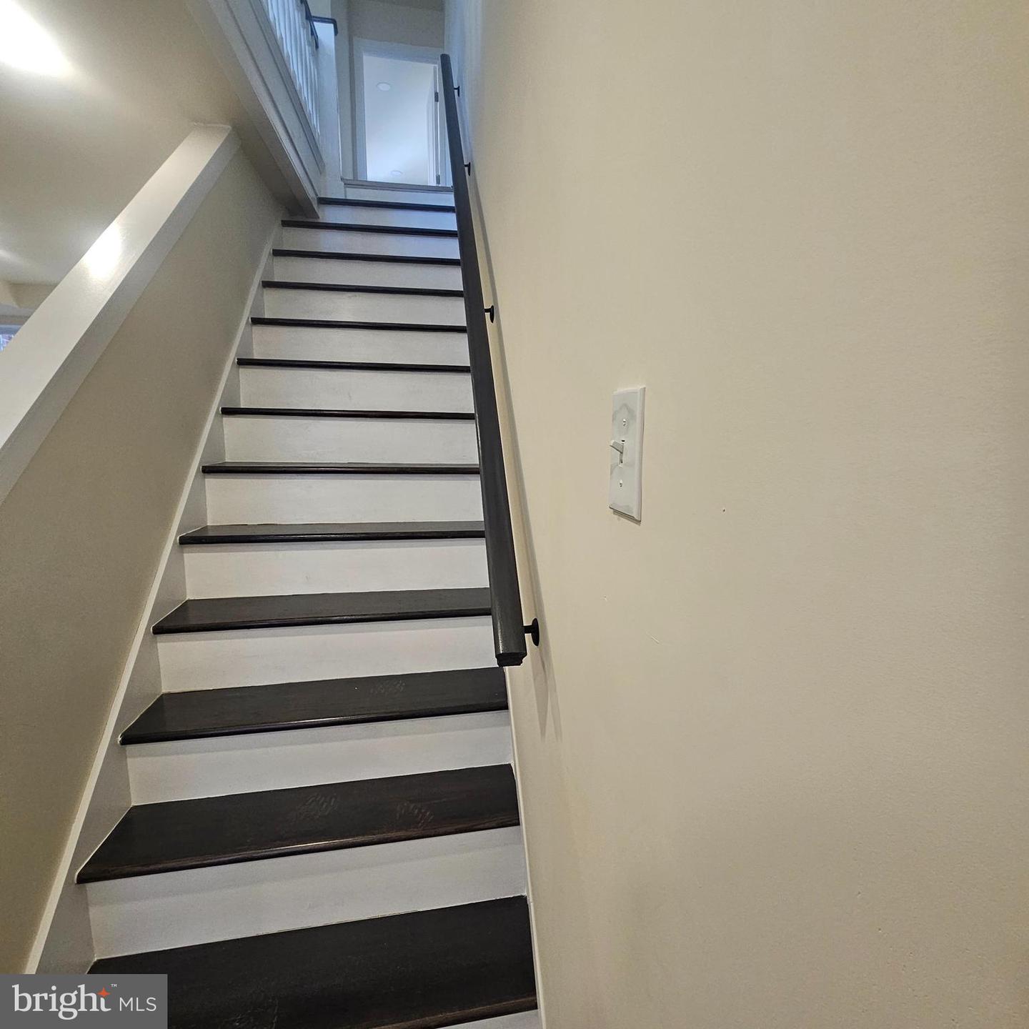 5651 Matthews St Property Photo 8