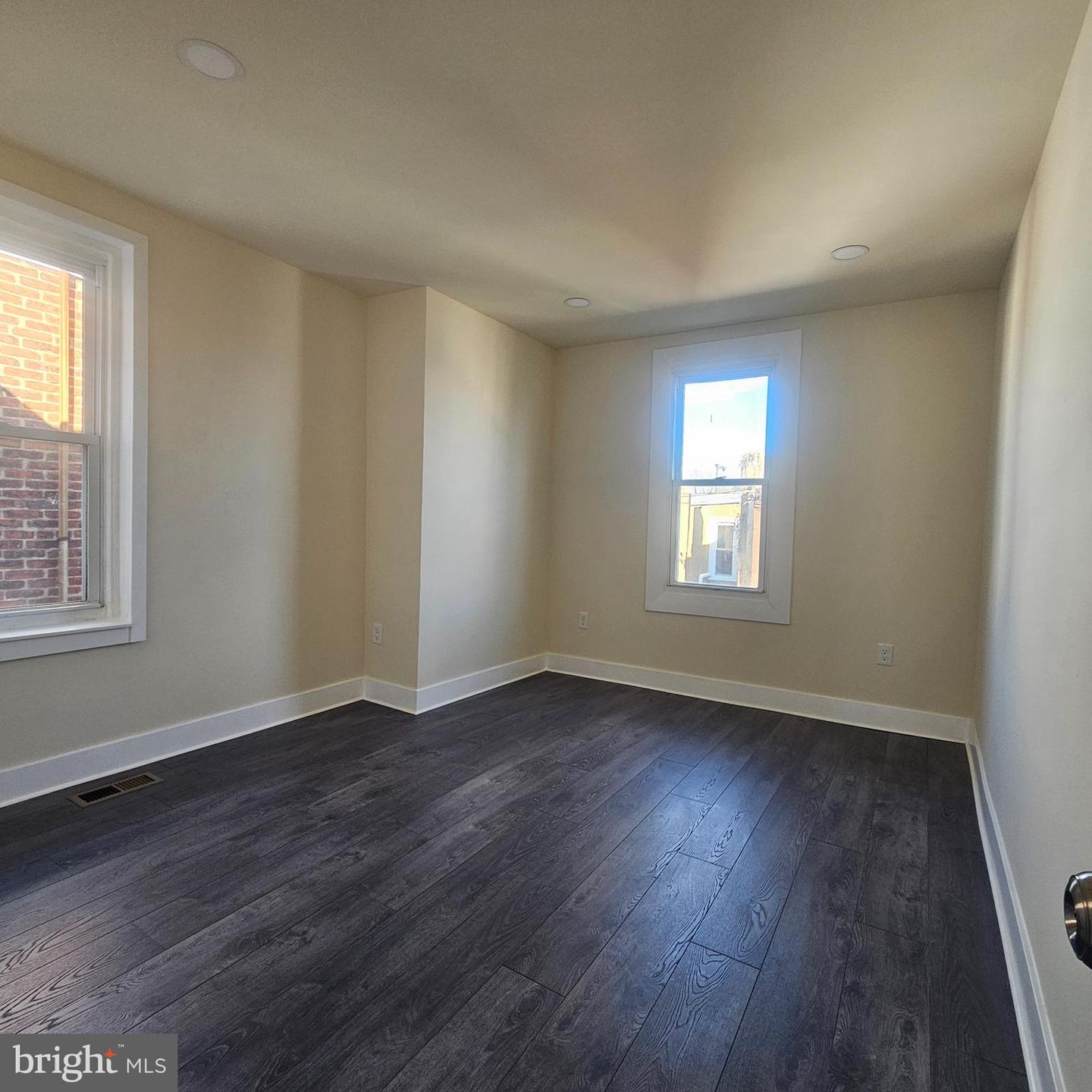 5651 Matthews St Property Photo 12