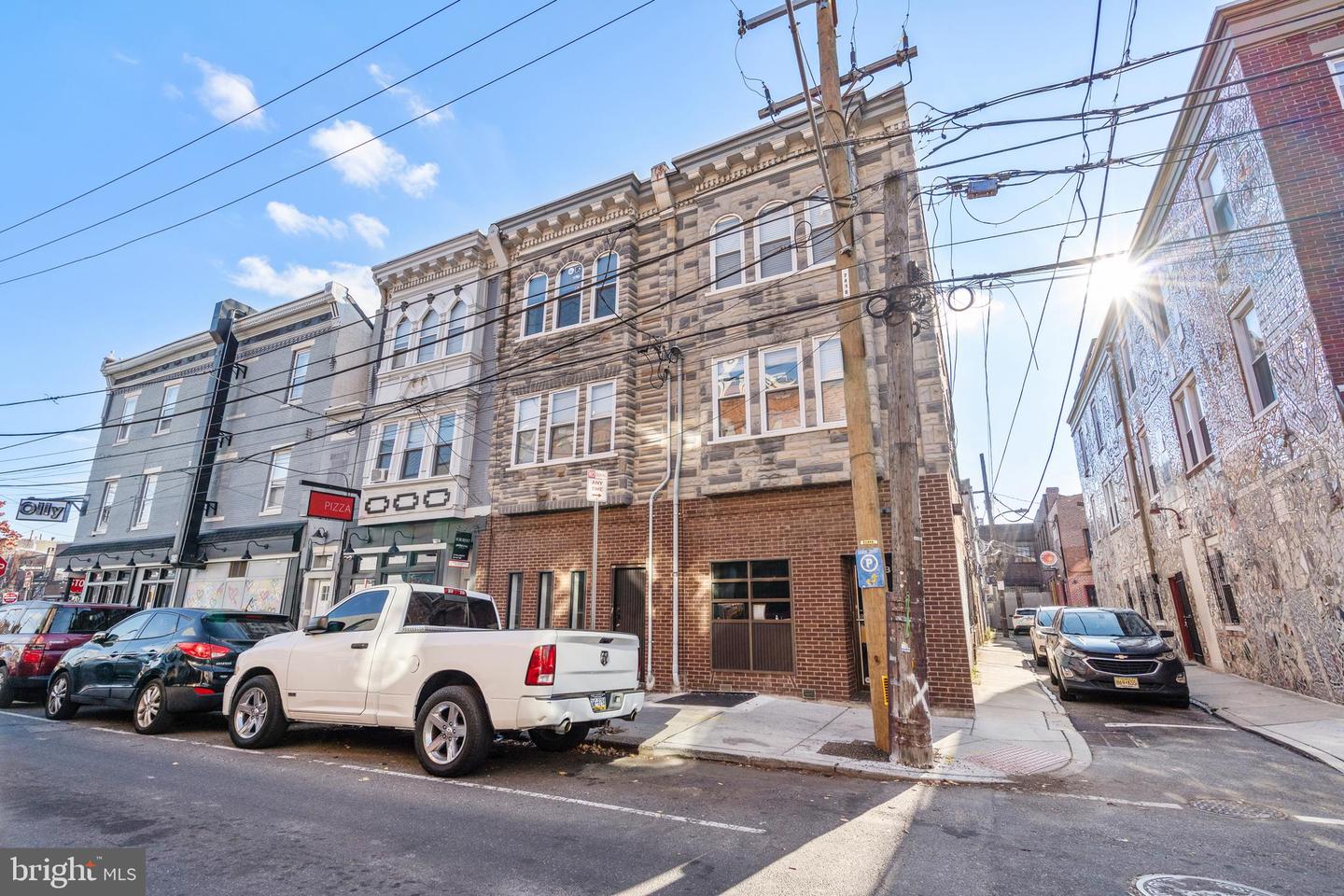 506-508 BAINBRIDGE ST Property Photo 1