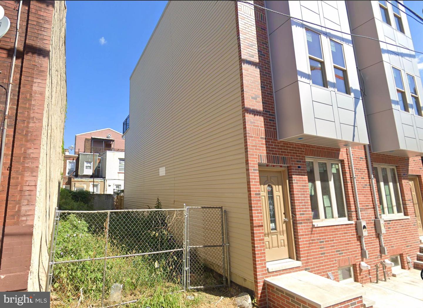 517 Sigel St Property Photo 1