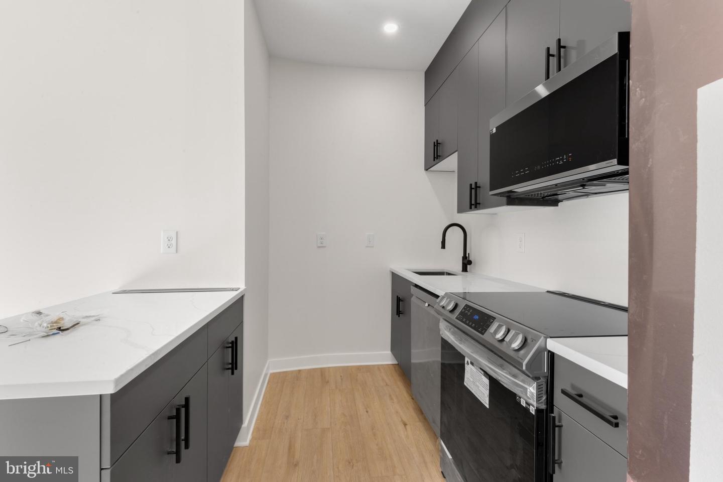 1500 Germantown Ave #2b Property Photo 6