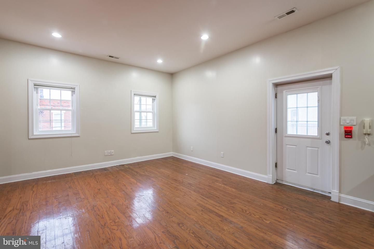 2312 S 12th St #unit 2 Property Photo 5