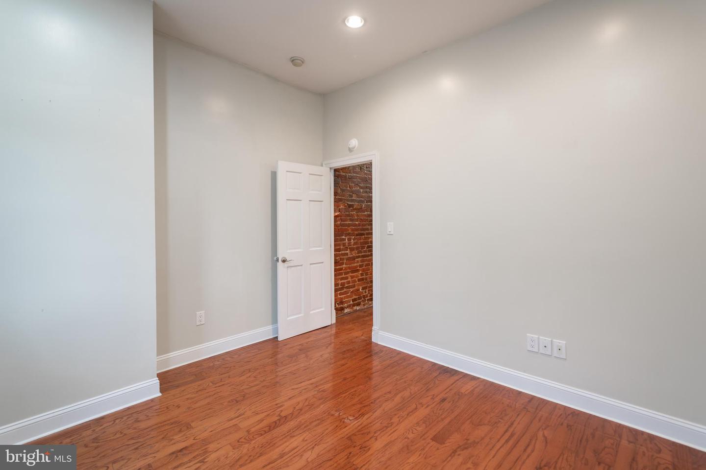 2312 S 12th St #unit 2 Property Photo 12