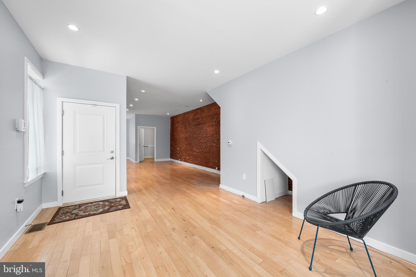 3000 W Girard Ave Property Photo