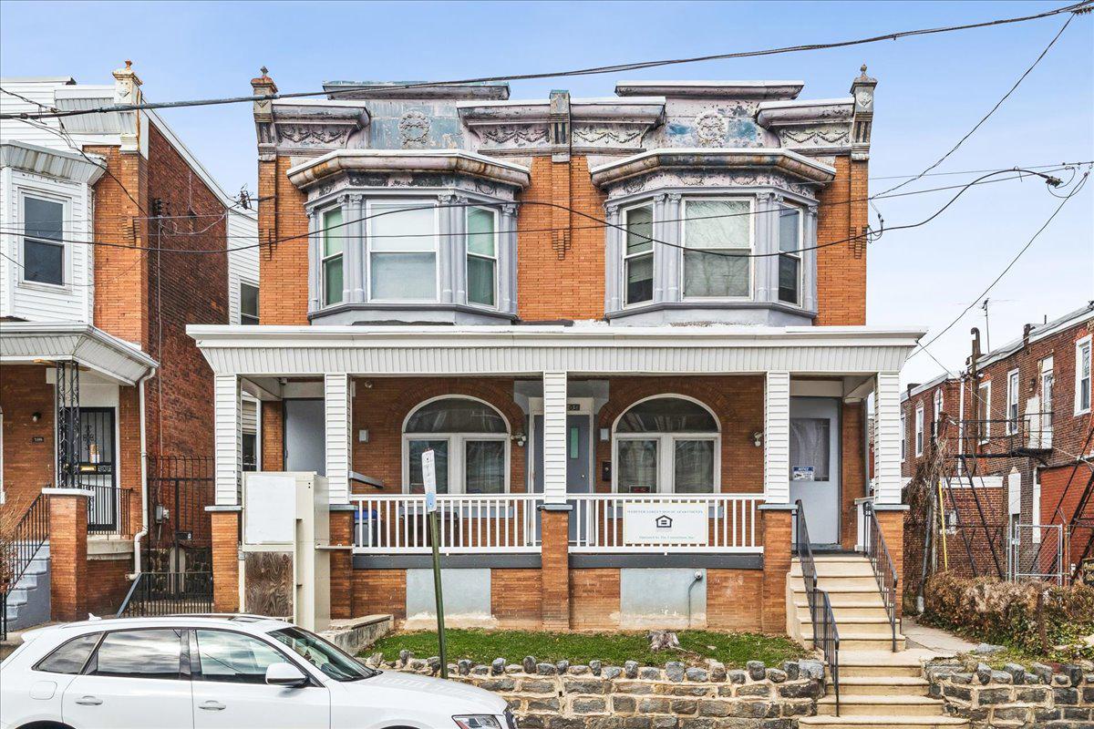 5205-07 Webster St Property Photo 1