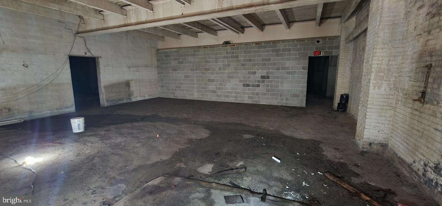 115-19 W Chelten Ave Property Photo 7