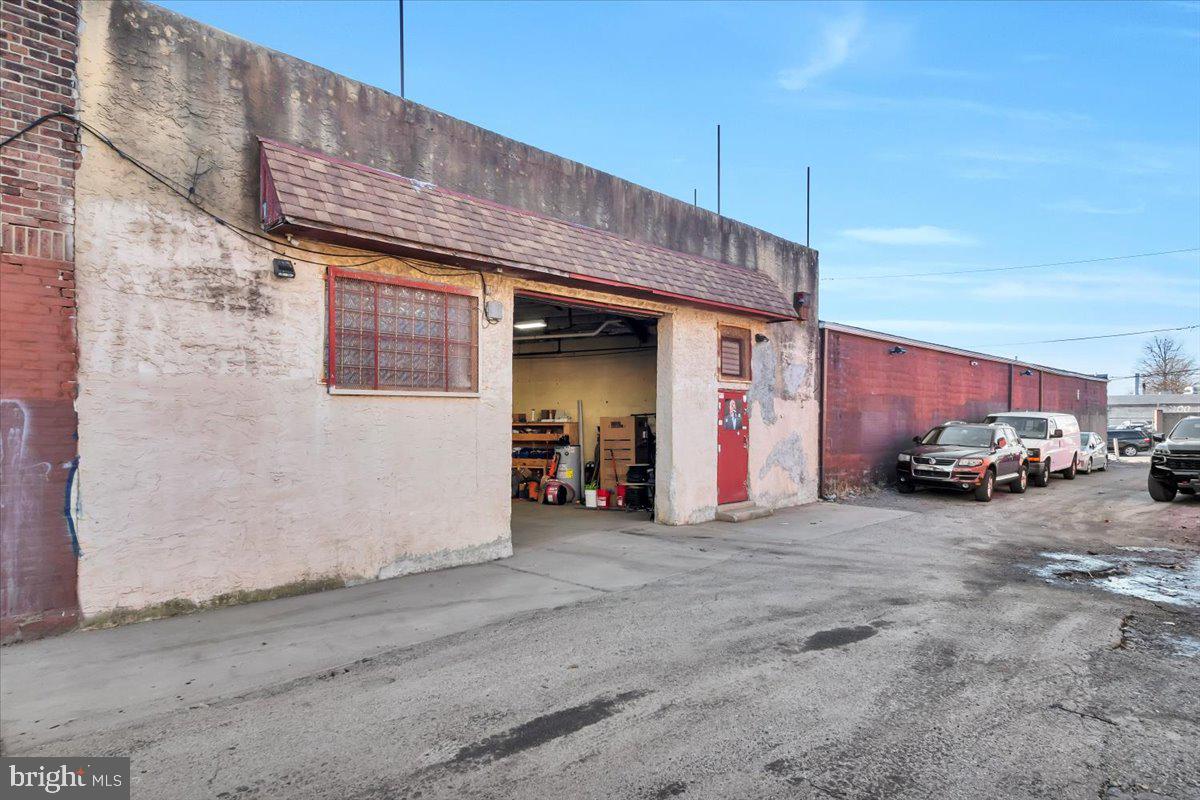 4550-52 Torresdale Ave Property Photo 4