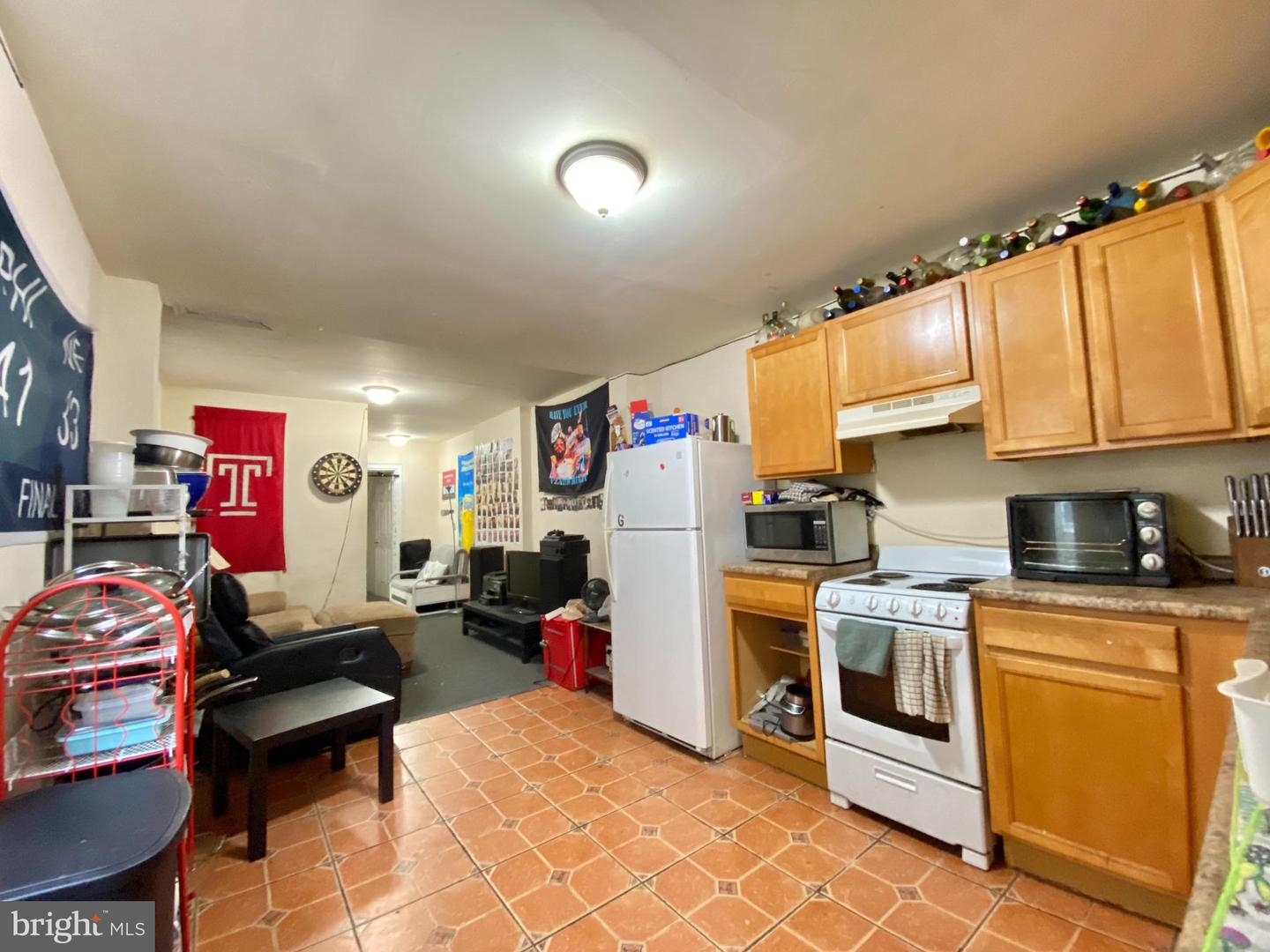 1437 W NORRIS ST Property Photo 1