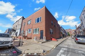 1339 W Porter St Property Photo 1