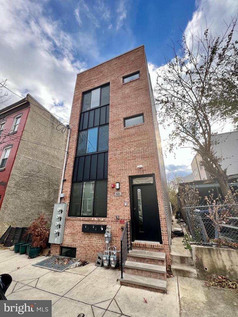 626 W NORRIS ST #1 Property Photo 1