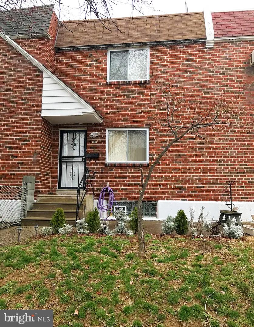 5931 Elmhurst St Property Photo