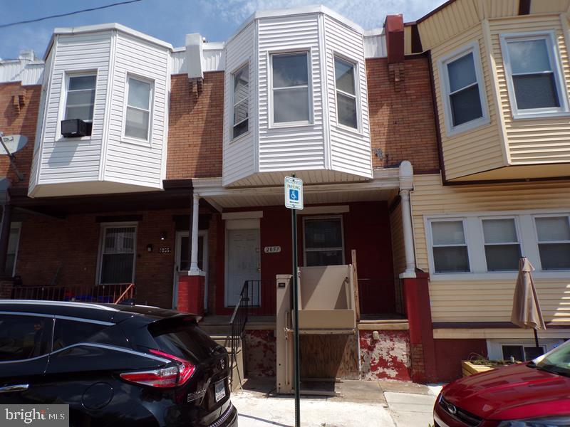 2057 S CECIL ST Property Photo 1