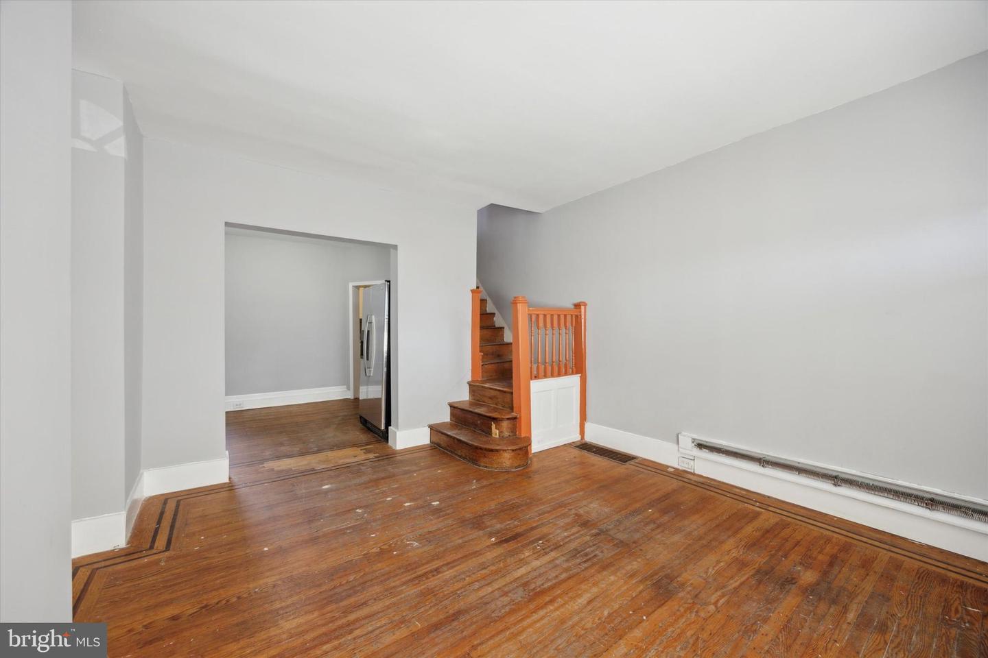 6041 Hazel Ave Property Photo 3
