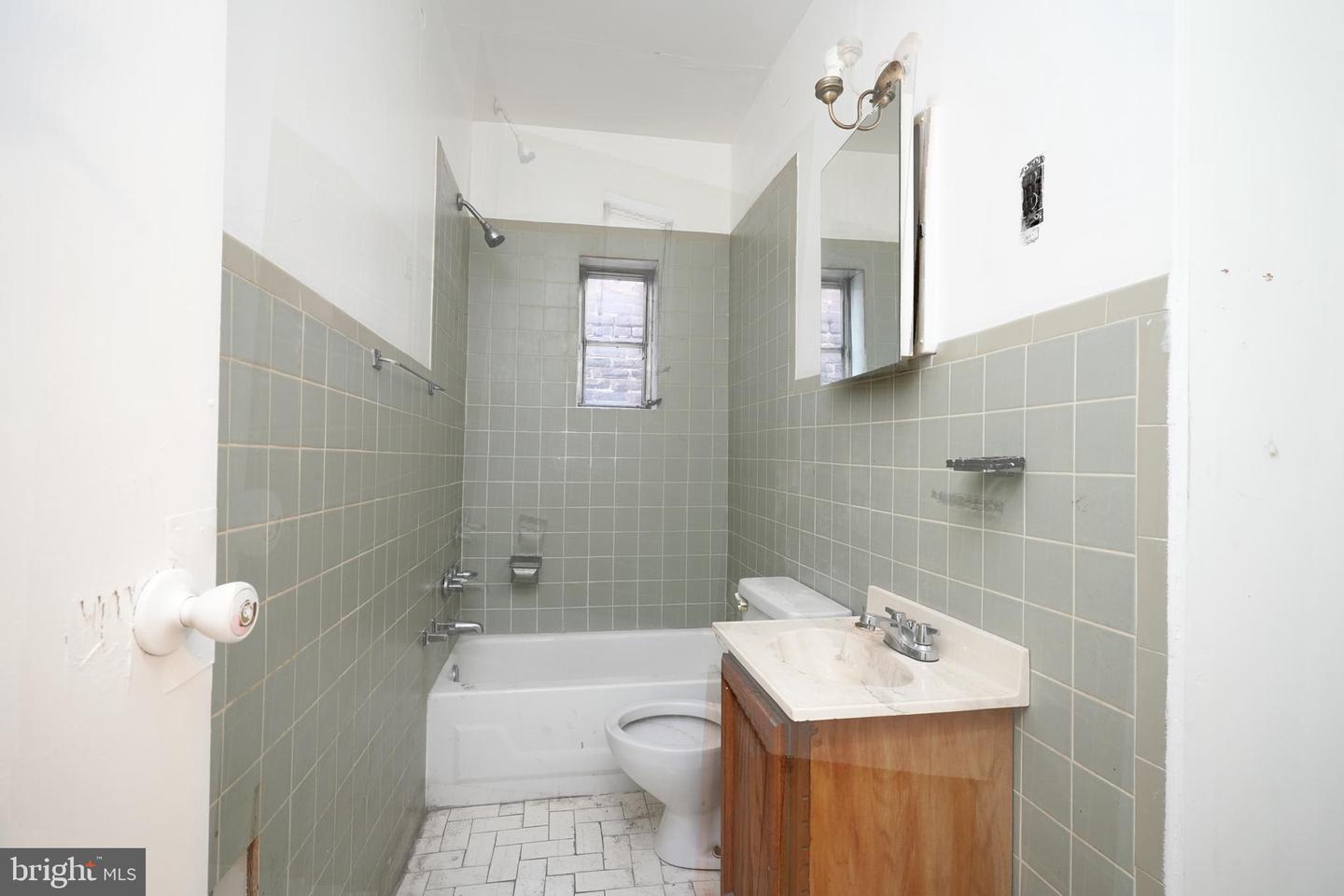 3517 Kensington Ave Property Photo 15