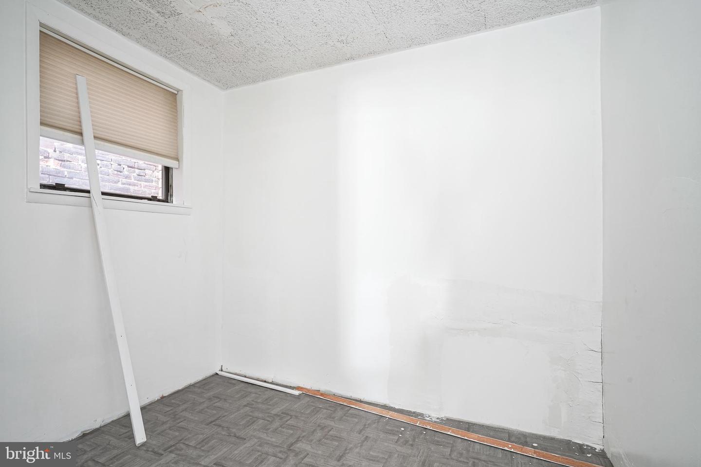 3517 Kensington Ave Property Photo 18