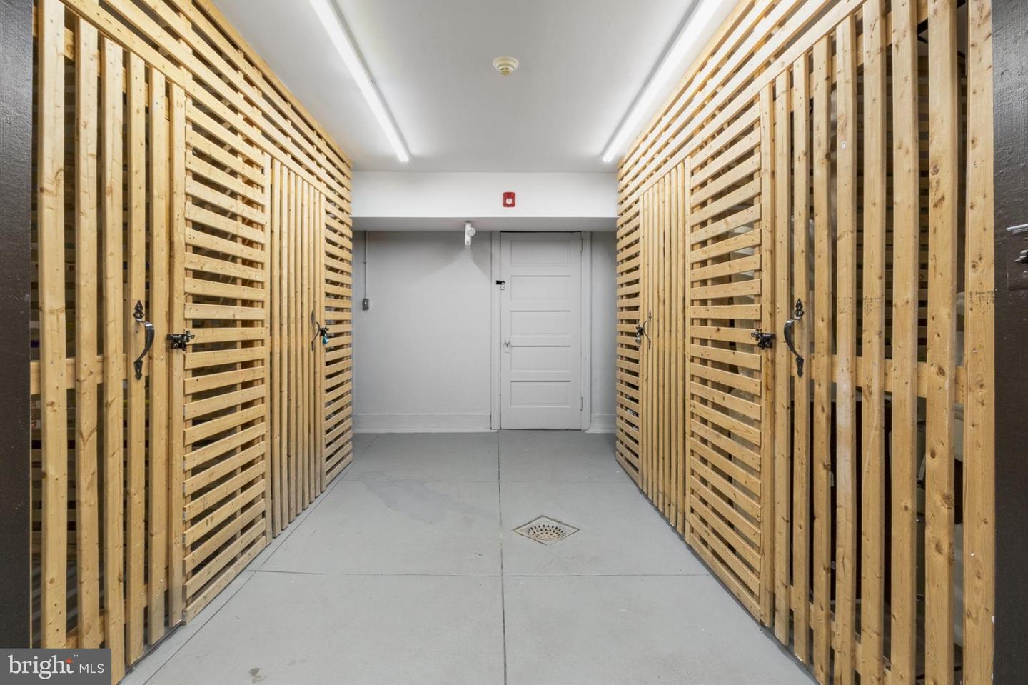 1420 E Susquehanna Ave #e Property Photo 17