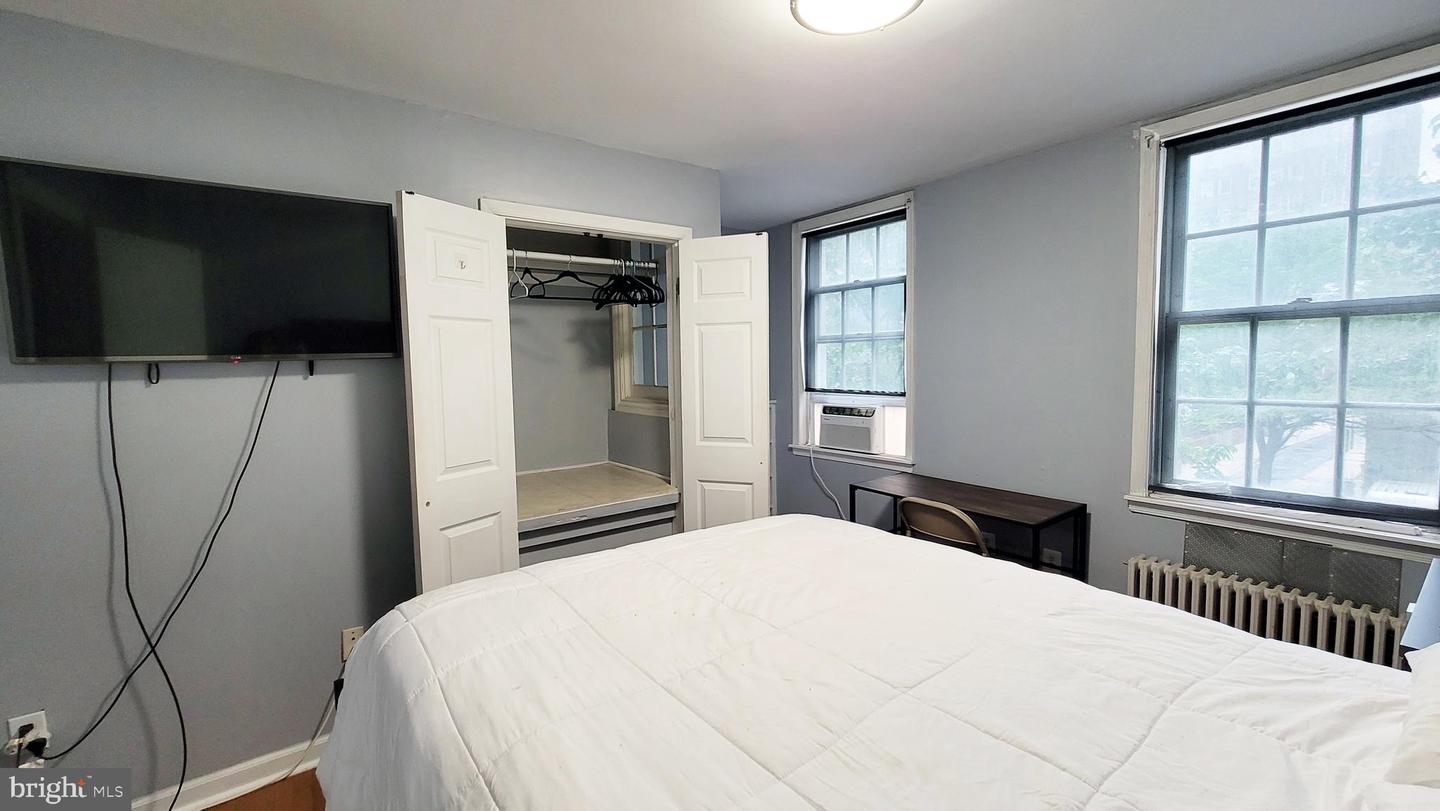 302 S Juniper St #2 Property Photo 7