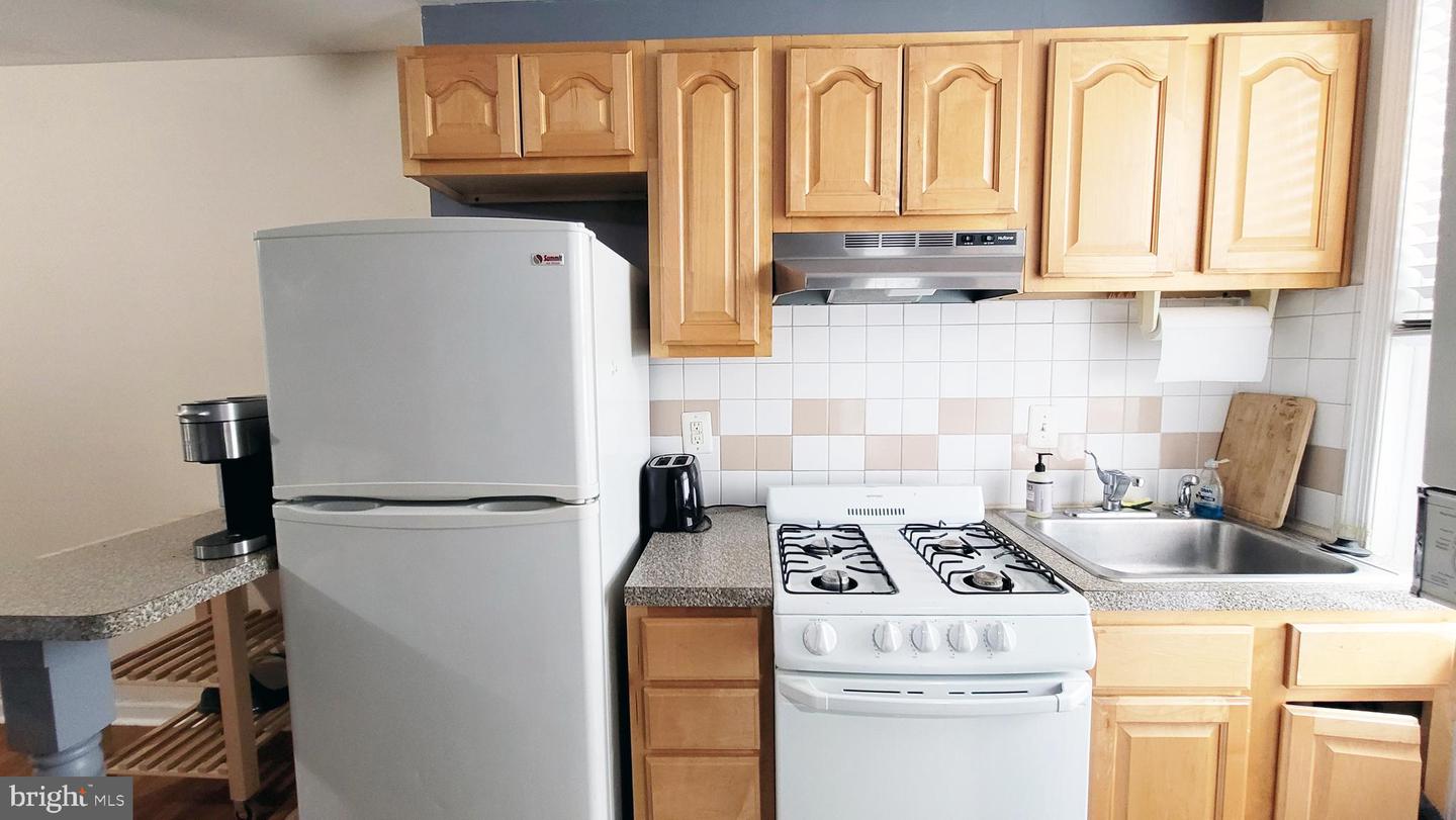 302 S Juniper St #2 Property Photo 9