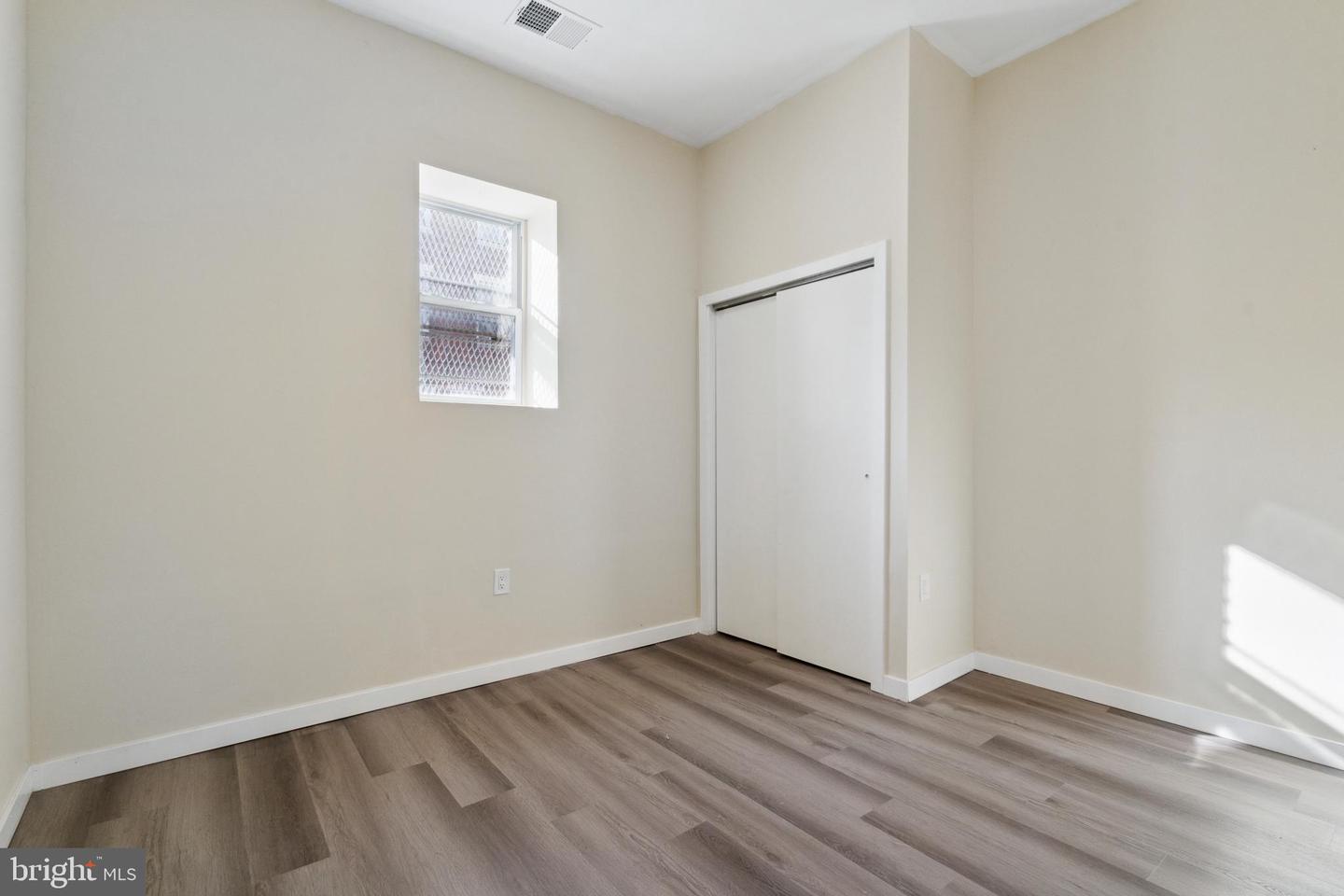 1501 Reed St Property Photo 4
