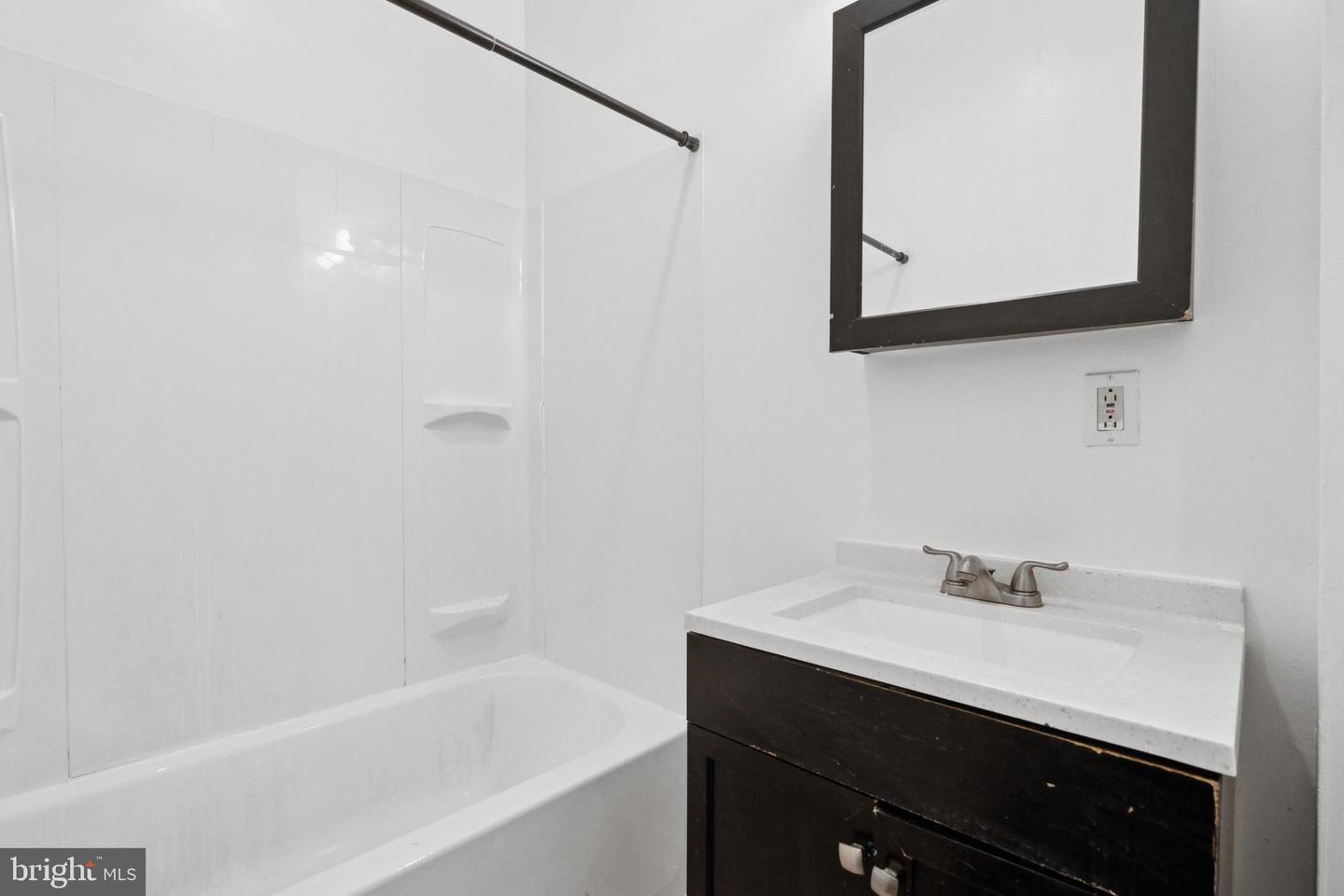 1501 Reed St Property Photo 10
