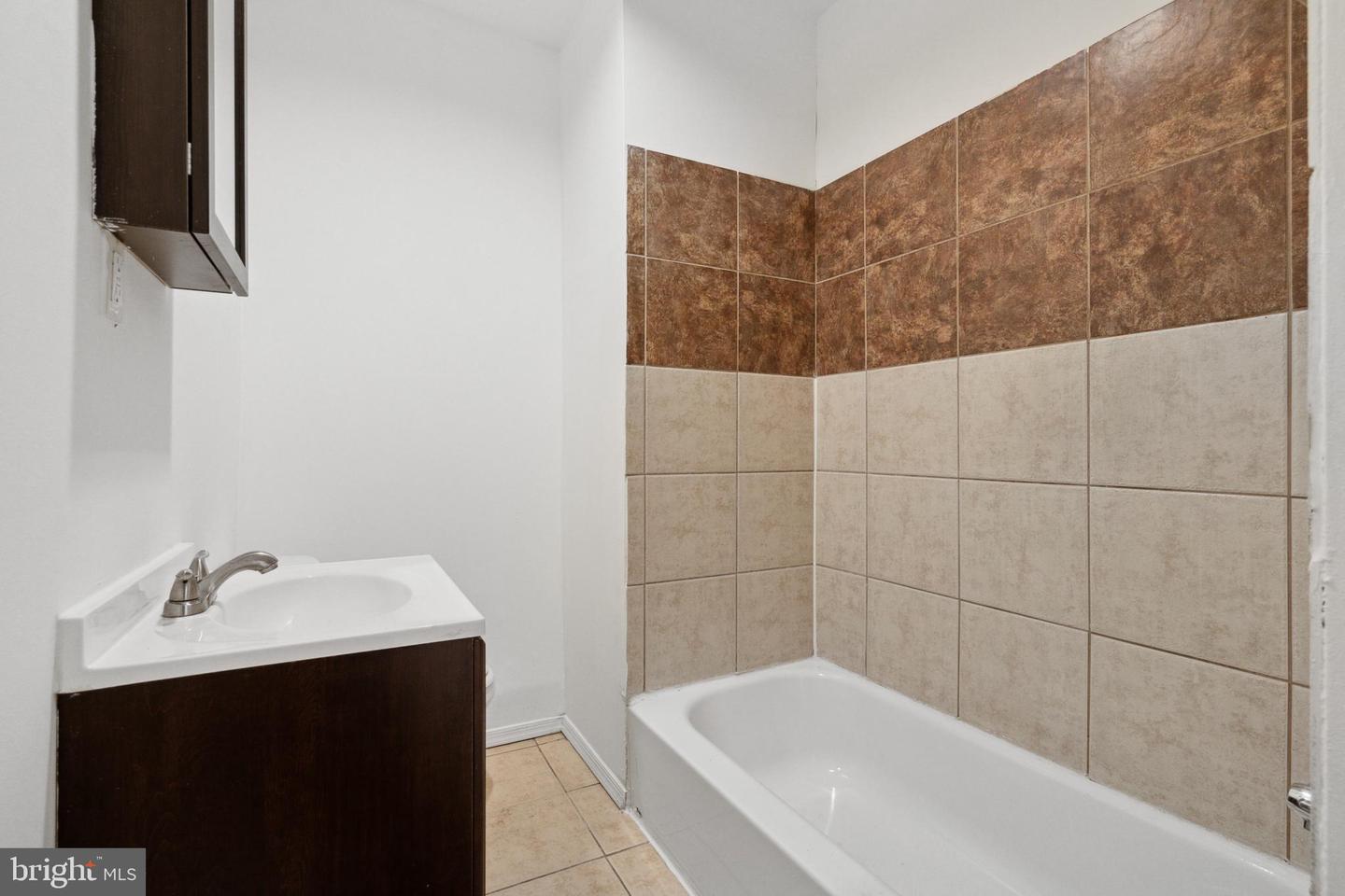 1501 Reed St Property Photo 11